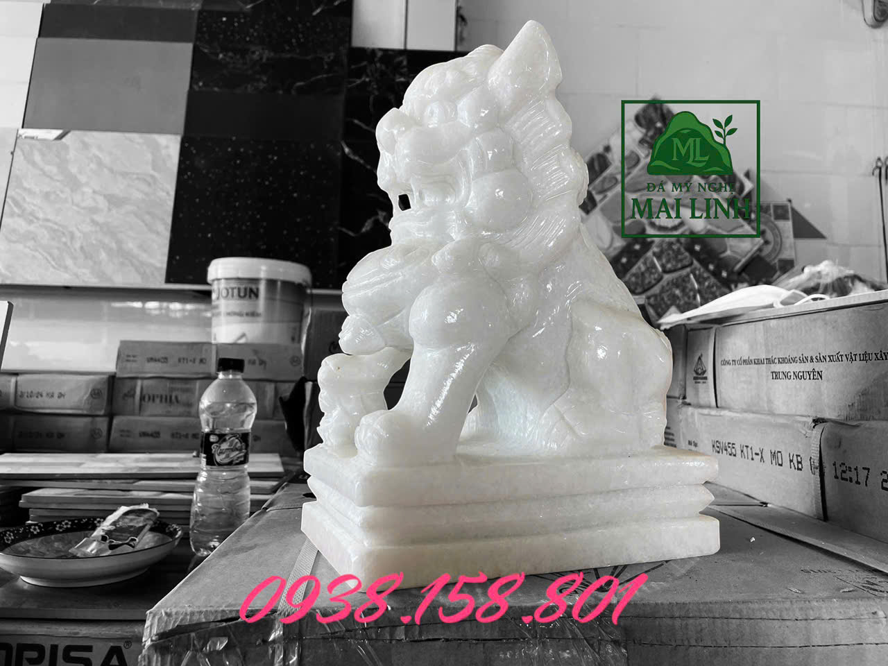 Tượng kỳ lân nhỏ cao 30cm đặt trên bàn