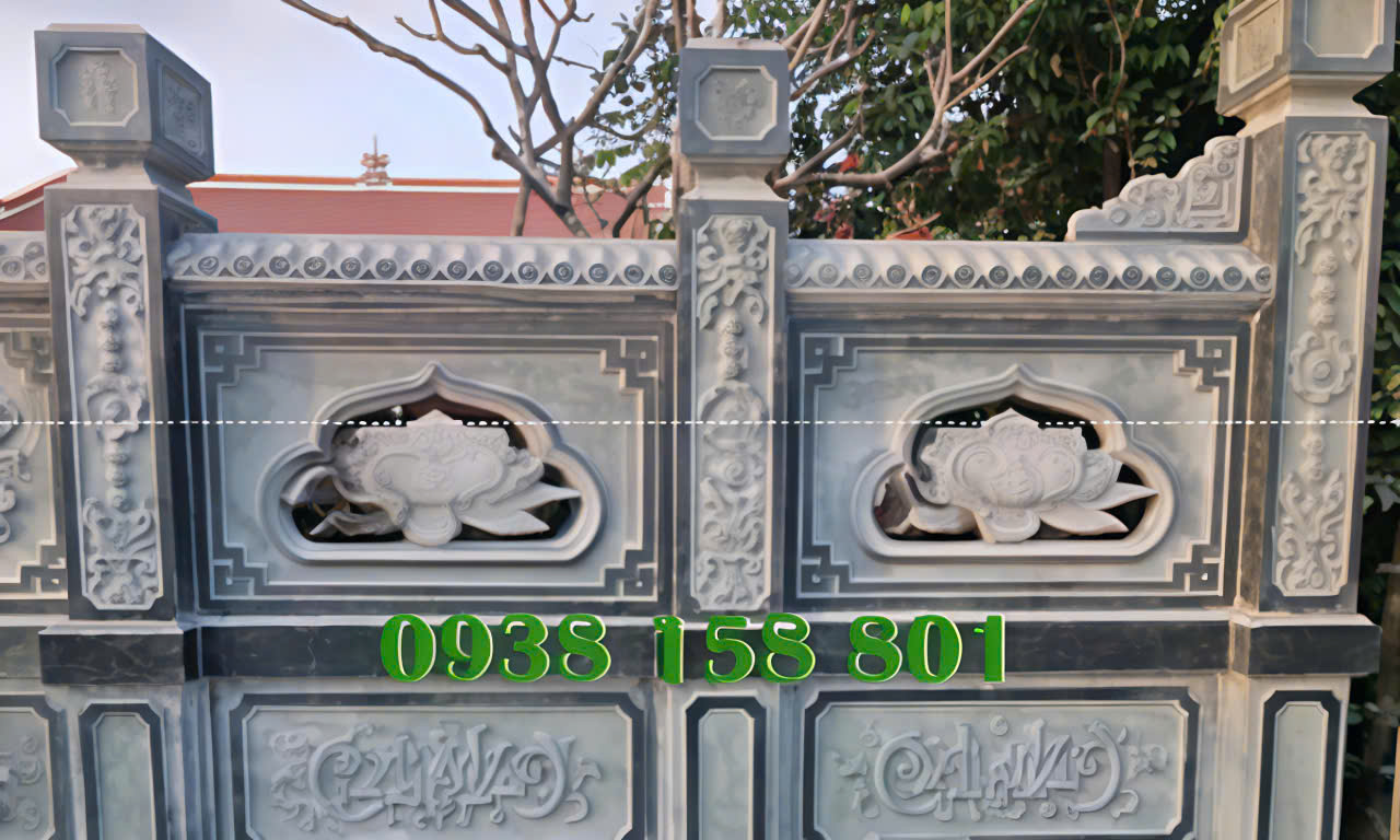 Lan can khuôn viên miếu thờ bà họa tiết hoa sen