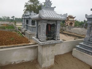 93+ Bàn thờ thiên không mái bằng đá tại Lào Cai